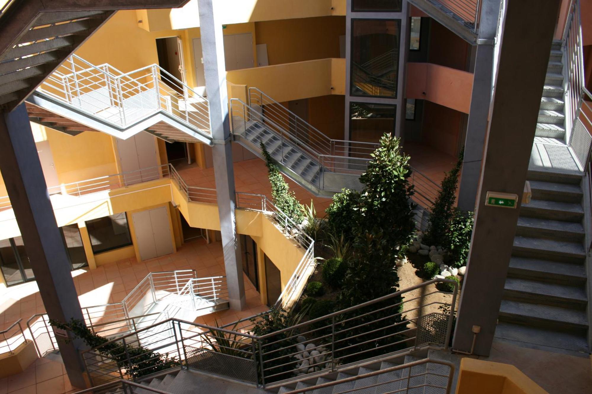 Vanina Park Corte  Exterior photo